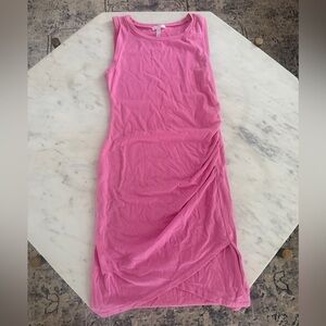 Leith Sleeveless Pink Ruched-Side Midi Dress